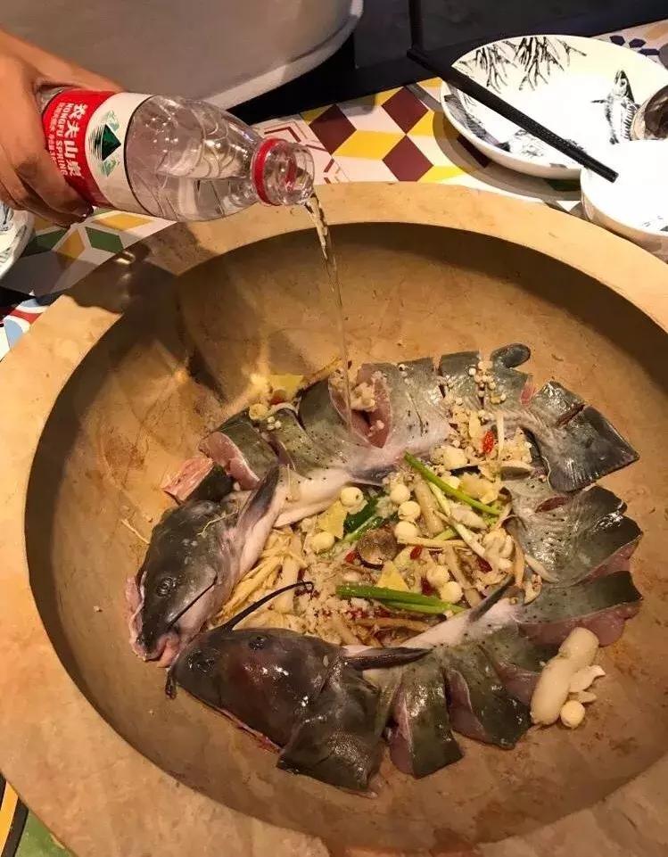 西安十家高逼格餐厅,西安适合15人去的有氛围感的餐厅