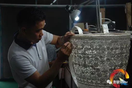 签约大师，砥砺前行，共助贵州银饰走出大山！