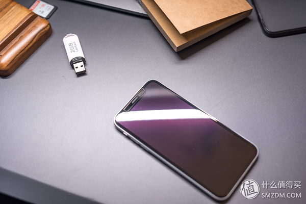 iphone手机一般推荐什么钢化膜,iphone手机原装膜好还是钢化膜好