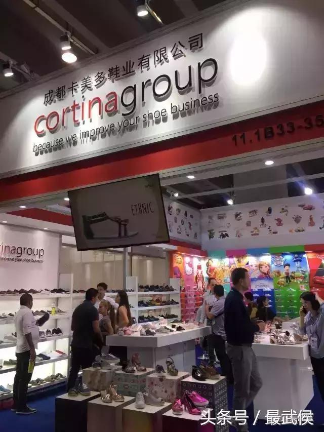 家门口一对鞋子,家门口发现一双女鞋