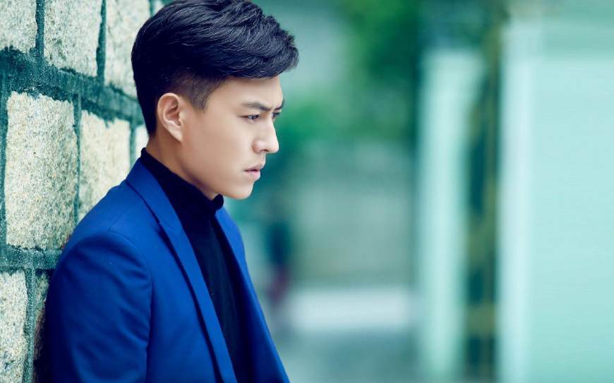 靳东演伪装者的全部电视剧,靳东十部必看电视剧伪装者