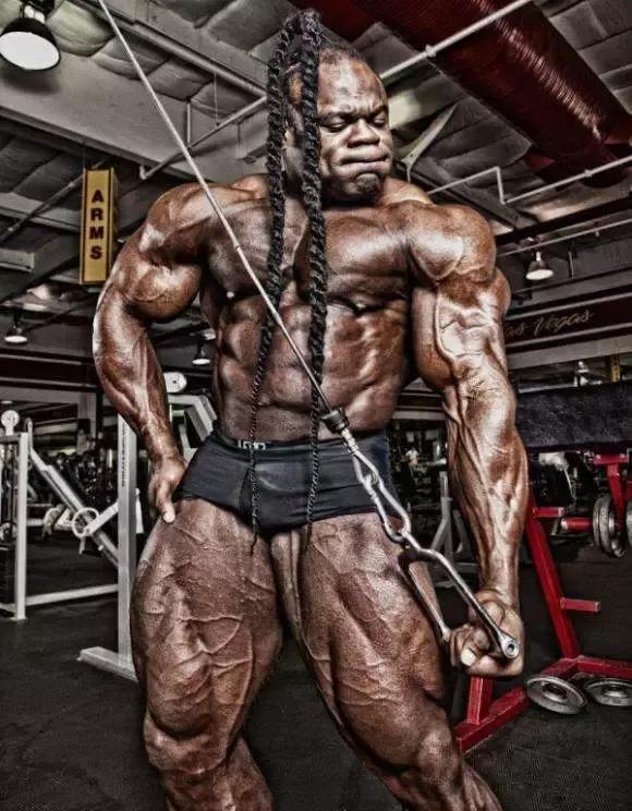 你以为健身,健身后的身材穿啥好看