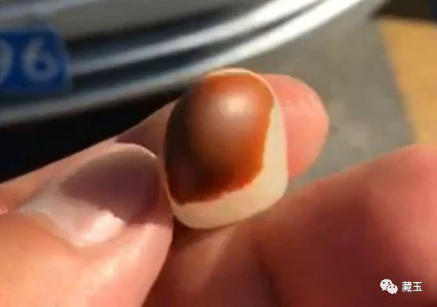 一个是60一颗,一个是10000一克……