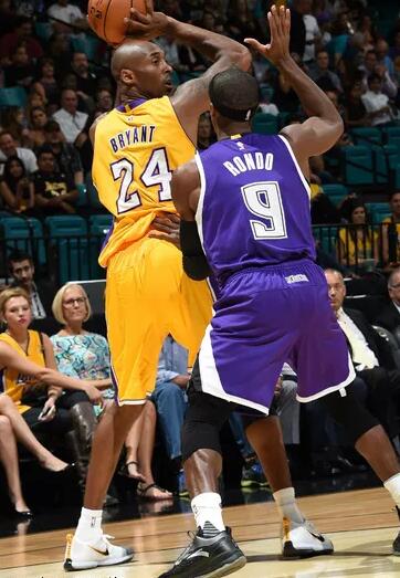 回忆篇从青涩到成熟记忆里的黑曼巴 ----科比战靴系列