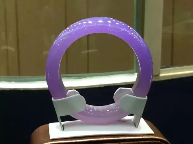 最美的翡翠玉手镯,最美玉手镯各种款式