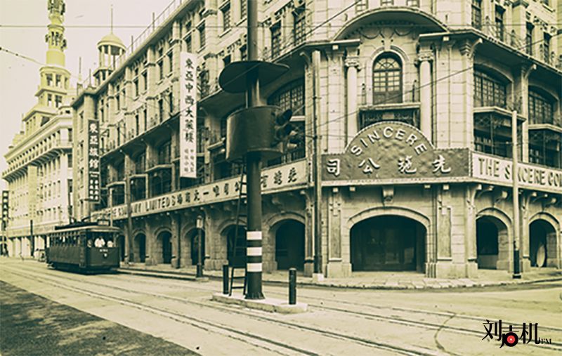 雅诗兰黛全球第一名,雅诗兰黛商业纪录