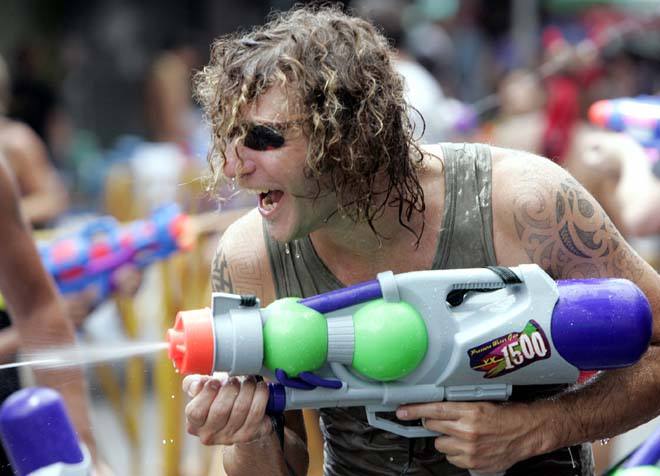 3月底泰国泼水节,不能错过泰国泼水节