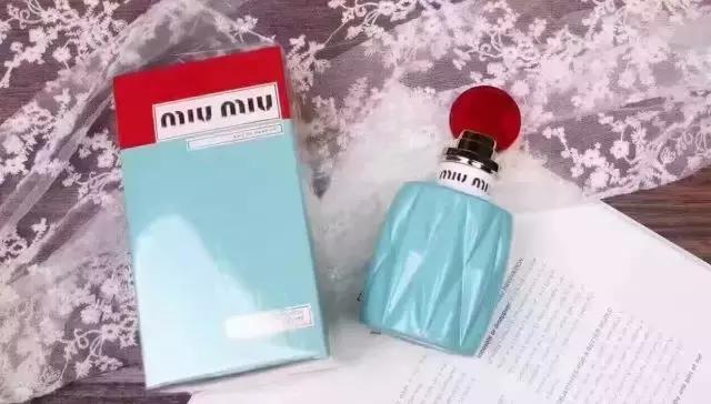 听说这些香水和春天更配哦，喷上这些我竟然想谈恋爱了！