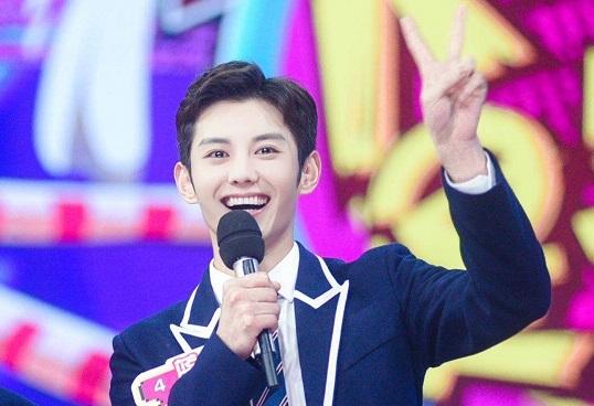 郑爽胡一天蓝博治愈系‘放飞自我’,做最真实的综艺咖