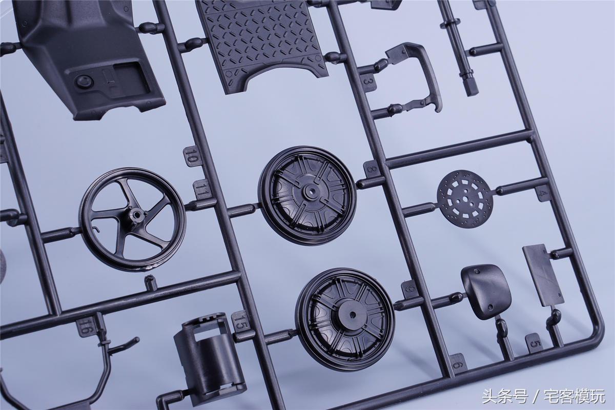 小牛电动车n1s动力版多少ah,76v100a小牛n1s尺寸