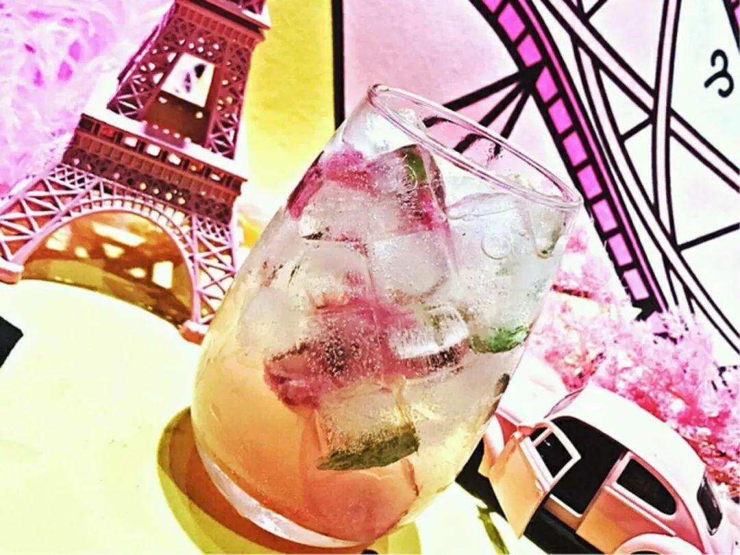 潮爆ins的粉色甜品店来通城啦！一大片粉红豹直撩你的少女心！