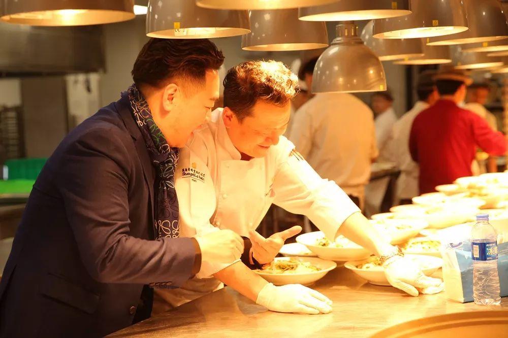 全中国厨师行业在哪好发展,厨师行业的三大不解之谜