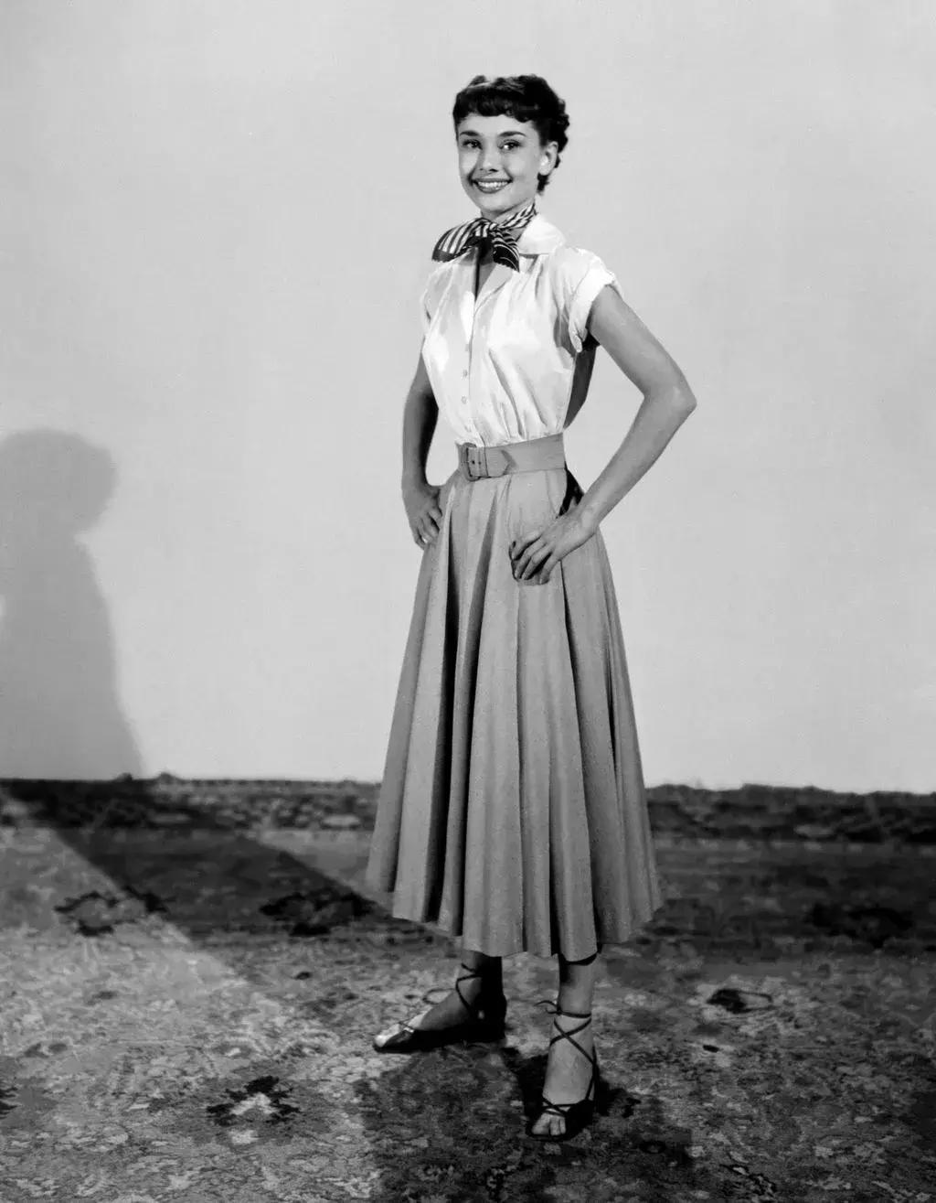 各种丝巾怎么戴,丝巾各种各样戴法