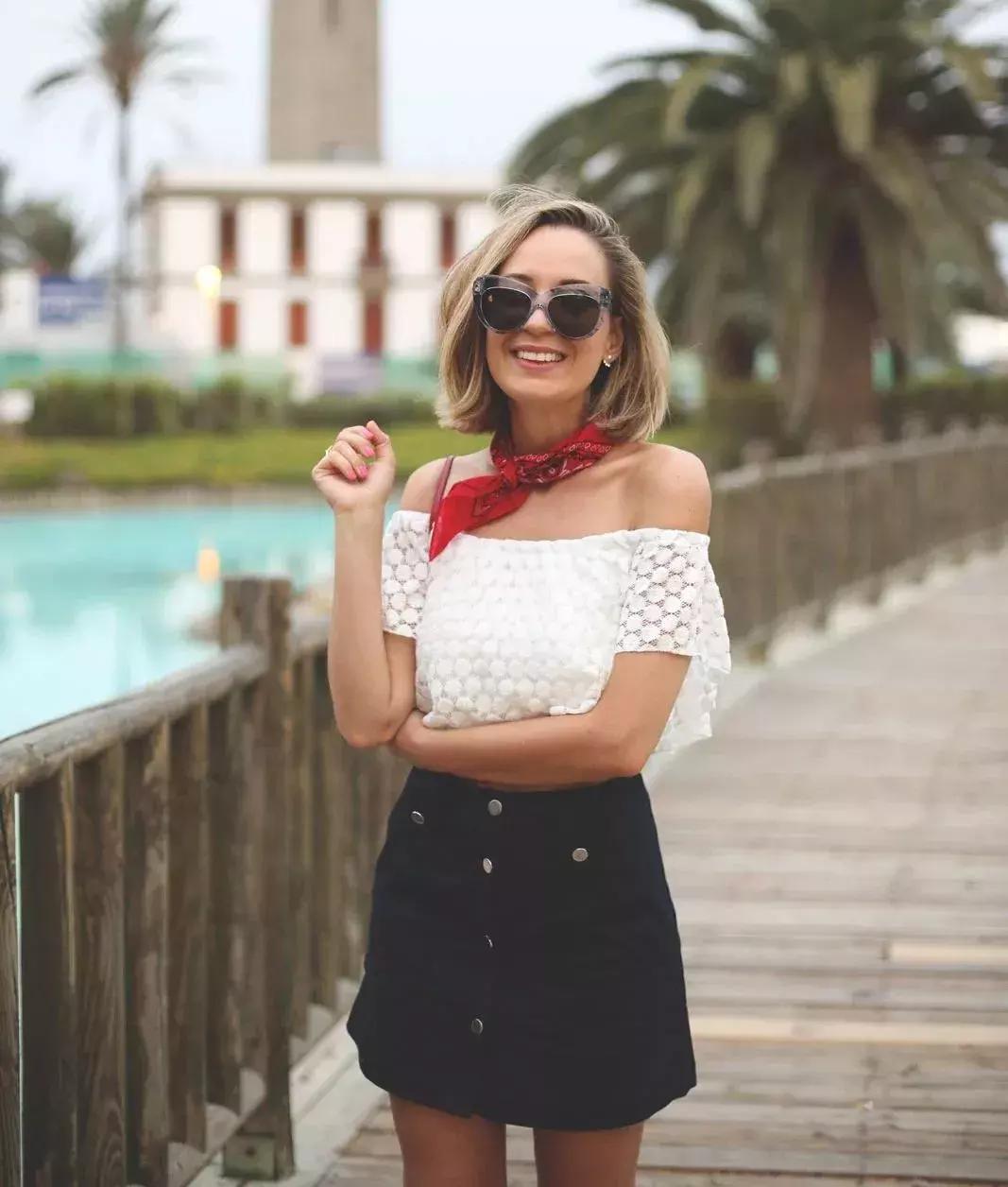 各种丝巾怎么戴,丝巾各种各样戴法