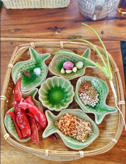 爱吃爱玩的旅行者清迈特色体验学做一顿秀色可餐的泰国菜！