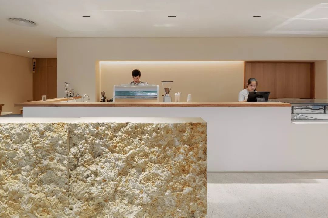 很小的店怎么有格调,保守且能穿出气质的店