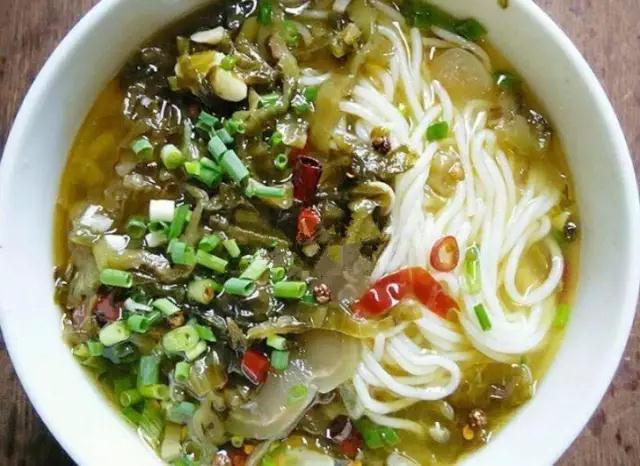 漳州十大必吃老字号,漳州紫泥跳跳鱼面线