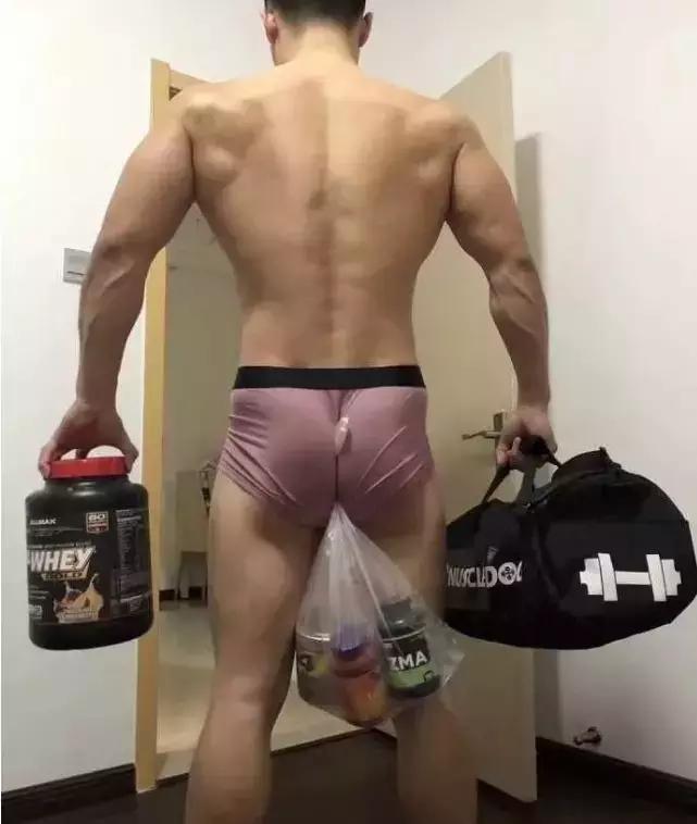 屁股翘了不起啊,屁股翘的男人有哪些优点