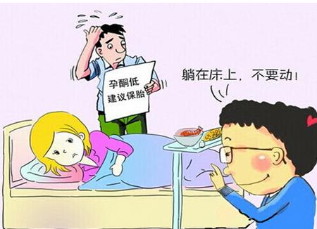 怀孕50多天b超只见孕囊11x8mm正常吗,怀孕50天b超看到孕囊出血肚子不疼