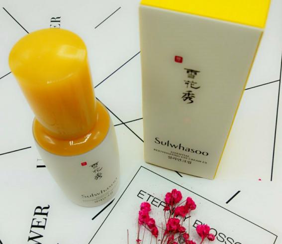 再不用眼霜，你的眼角纹都能夹死蚊子了！