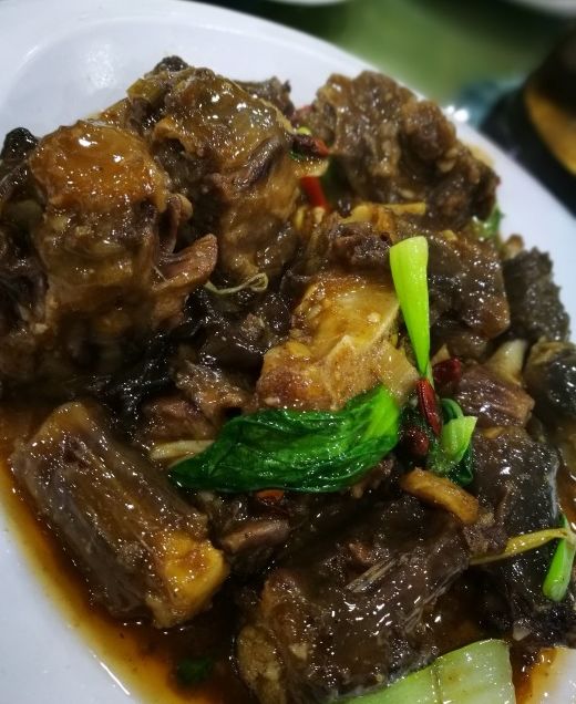 西安旅游必去景点推荐回民街,回民街好吃的小馆