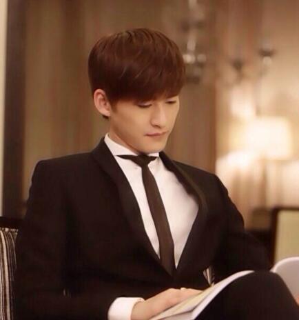 张翰机场搞笑 (张翰机场搞笑事件)