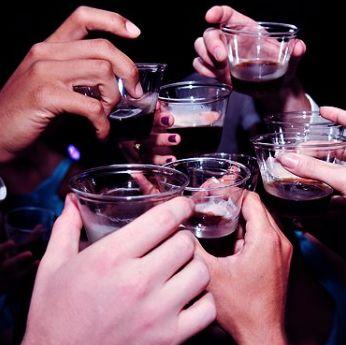 俄罗斯伏特加老熊杯,俄罗斯半杯伏特加