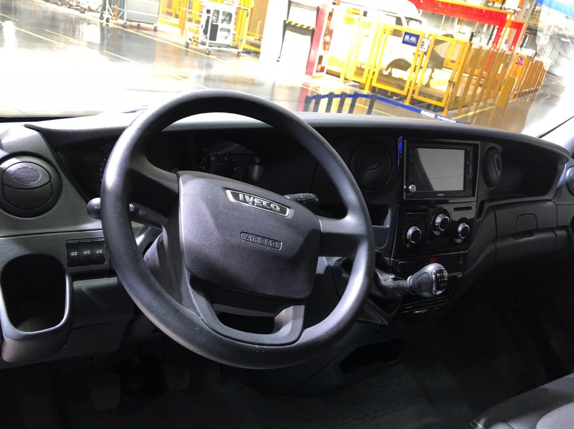 依维柯欧胜厢货国六价格,依维柯欧胜双排货车最新消息