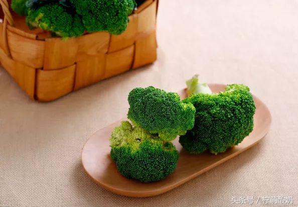 清蒸啵啵鱼怎么做好吃视频,啵啵鱼有多少种做法