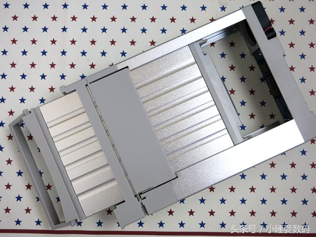 diy机械硬盘外置盒,旧主机硬盘盒自制