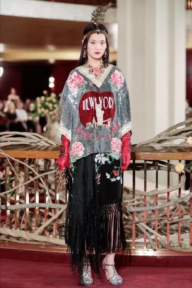 刘雯贺聪时装秀,刘雯贺聪时装周照片