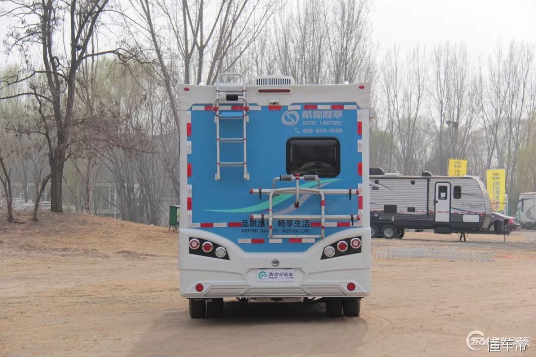 进口100万大额头c型豪华房车,豪华的六座六卧c级房车