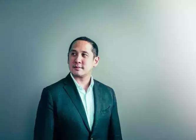 全球供应链帝国香港利丰，主动断舍离欲成数据公司，商场中的兔子