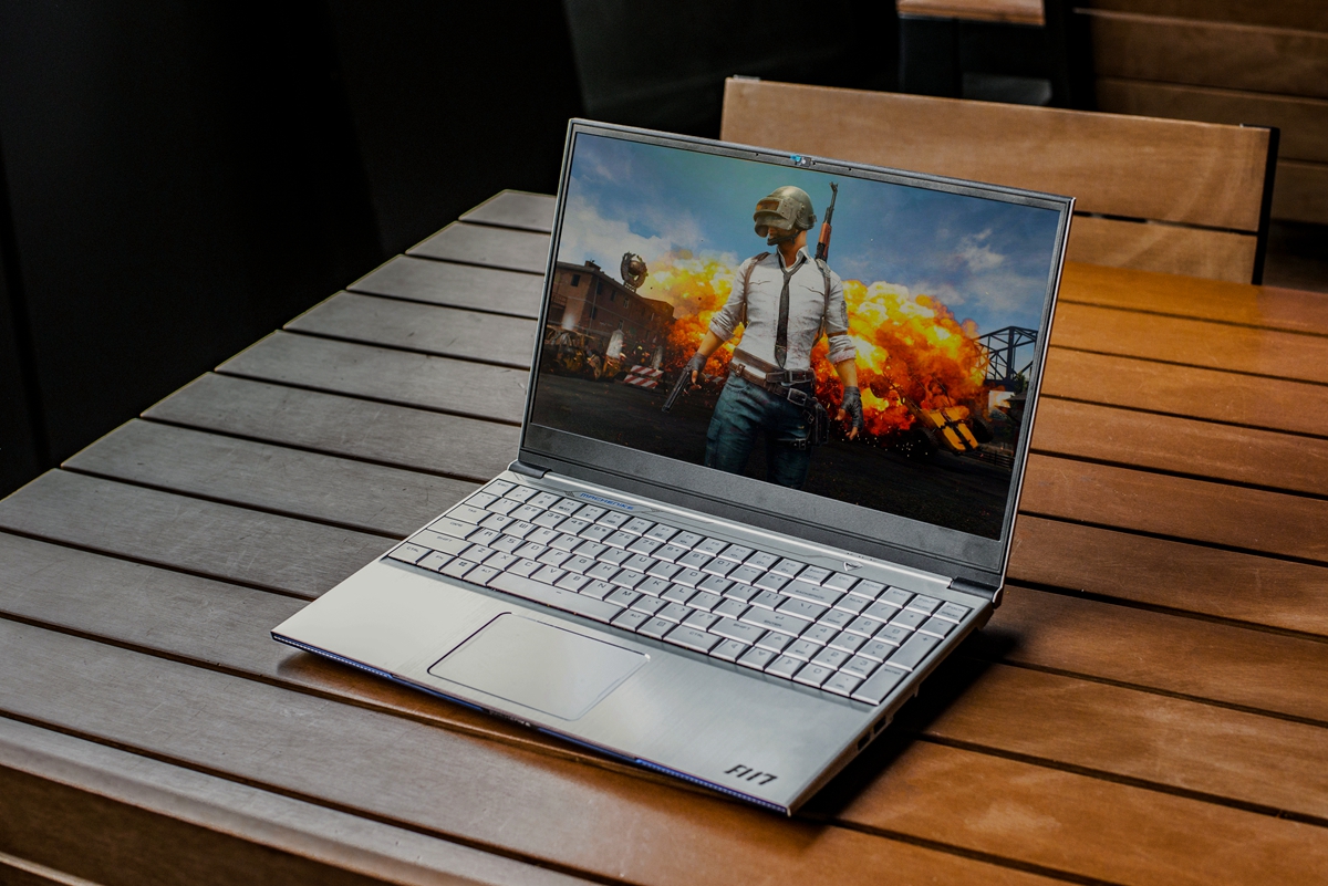 机械师f117-v26游戏本怎么样,机械师f11717.3英寸2k高端游戏本