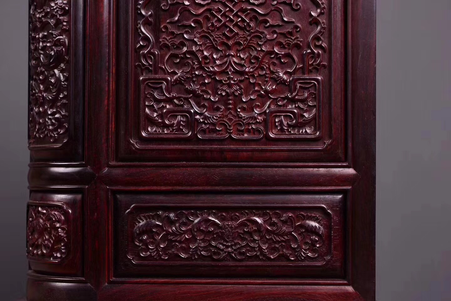 红木雕花里的污垢怎么清除,红木家具雕花太脏怎么清理