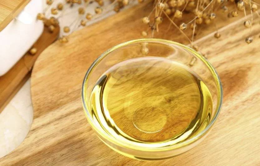 食用油花生油菜籽油大豆油,食用大豆油花生油菜籽油哪个好呢