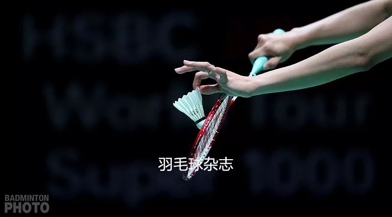 横拍反手攻球错误动作及纠正方法,反手攻球练习方法及常见错误纠正