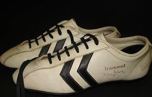 足球鞋传奇长钉,足球鞋的历史大变迁