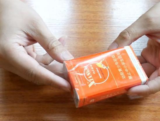 抽了几十年的烟才知道软包的拆法,软包装的烟怎么拆开比较好保存
