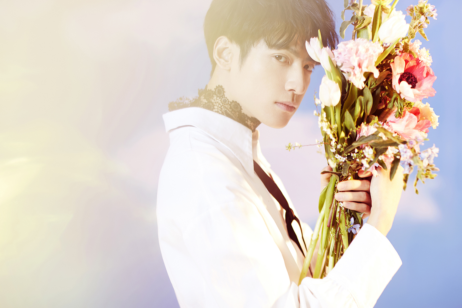 罗云熙发光的鞋子,罗云熙白色舞鞋mv完整版