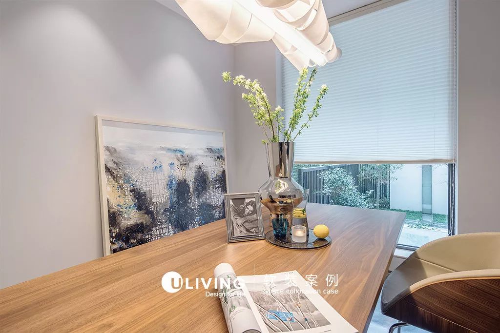 Uliving全球设计之旅「12」|光与影的对话:来自未来的住宅