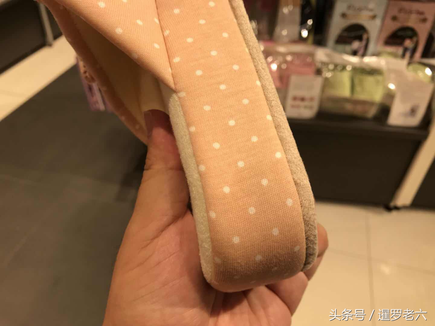 老婆买双拖鞋花7000元,媳妇买拖鞋