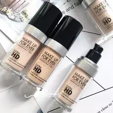 夏天干皮粉底液不脱妆,夏季脱妆暗沉粉底液怎么用