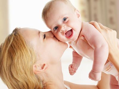 男宝宝裆部破皮是什么原因,宝宝开裆裤导致感染怎么办