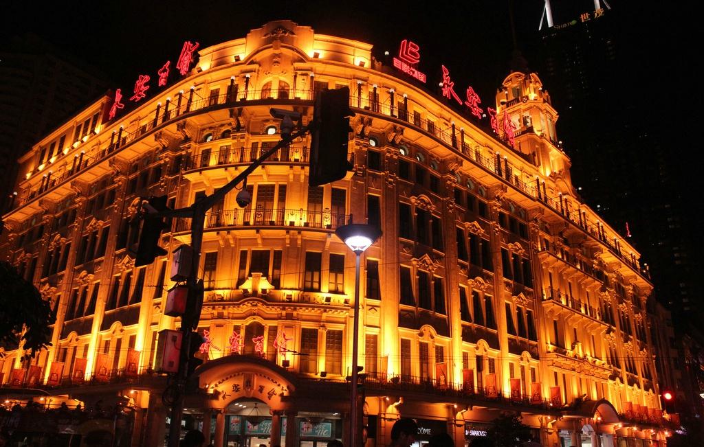 最后的贵族郭婉莹：高贵，不需要表达，需要的，是学会咽下