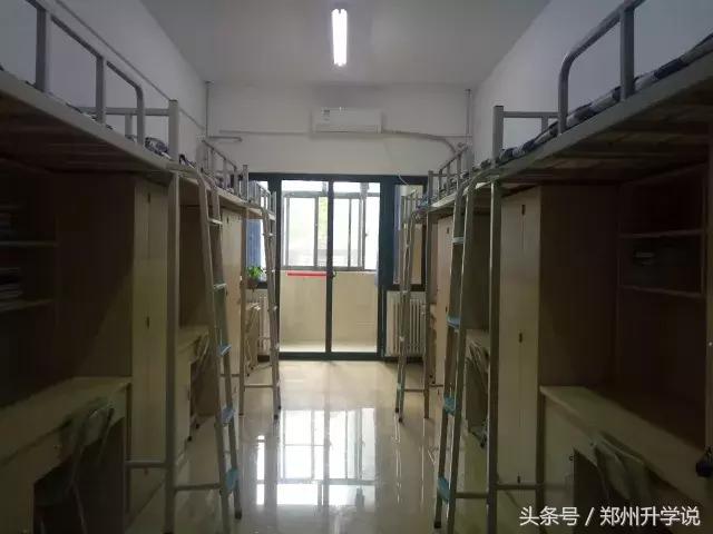 朗悦慧未来班和实验班哪个好,朗悦和朗悦慧是一个学校吗