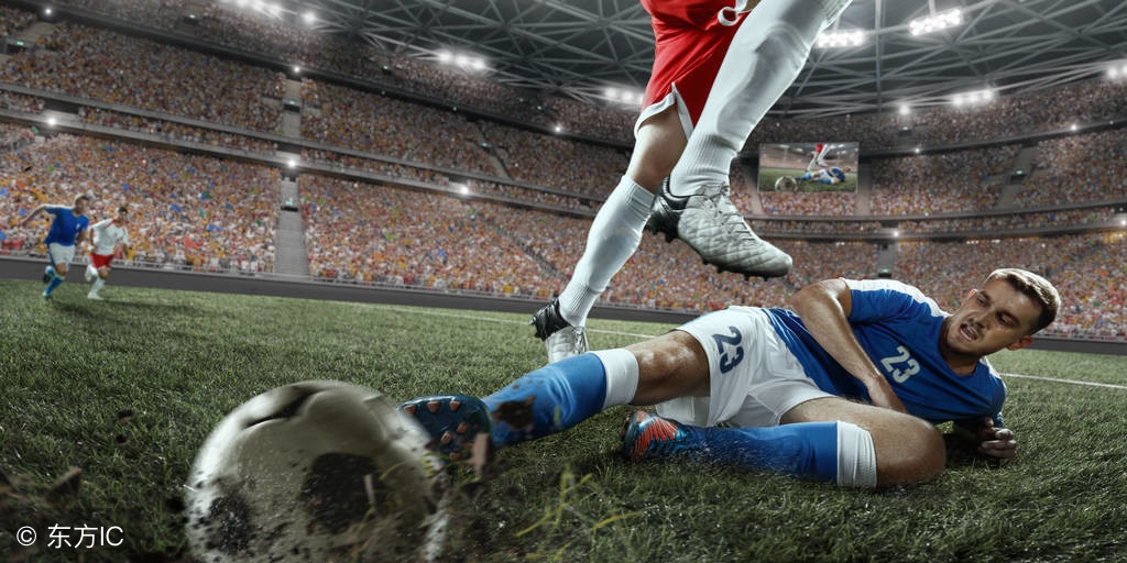 少儿足球训练中如何提高1v1能力,昆明足球训练少儿