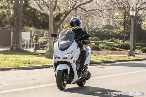 铃木burgman400,铃木burgman400日本骑行视频