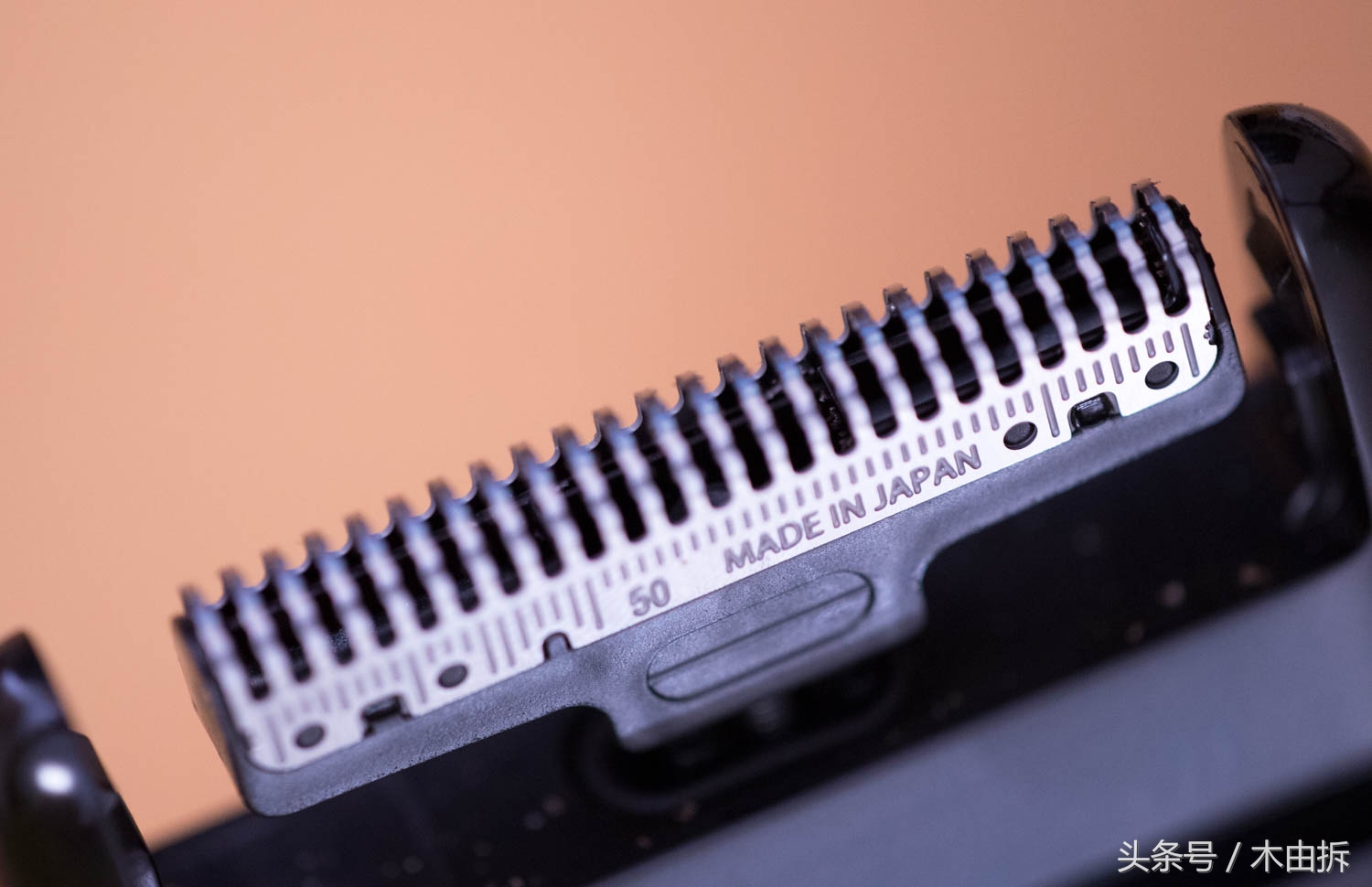 199元小米便携式电动剃须刀拆解