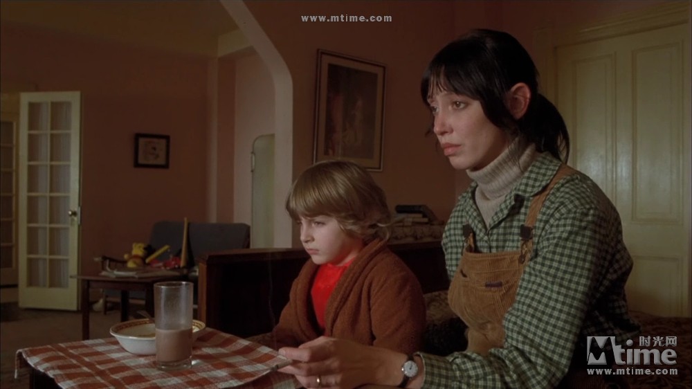 闪灵疑点,闪灵这个电影到底讲了什么